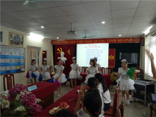Đại hội liên đội trường THCS Ngọc Lâm năm học 2017 - 2018